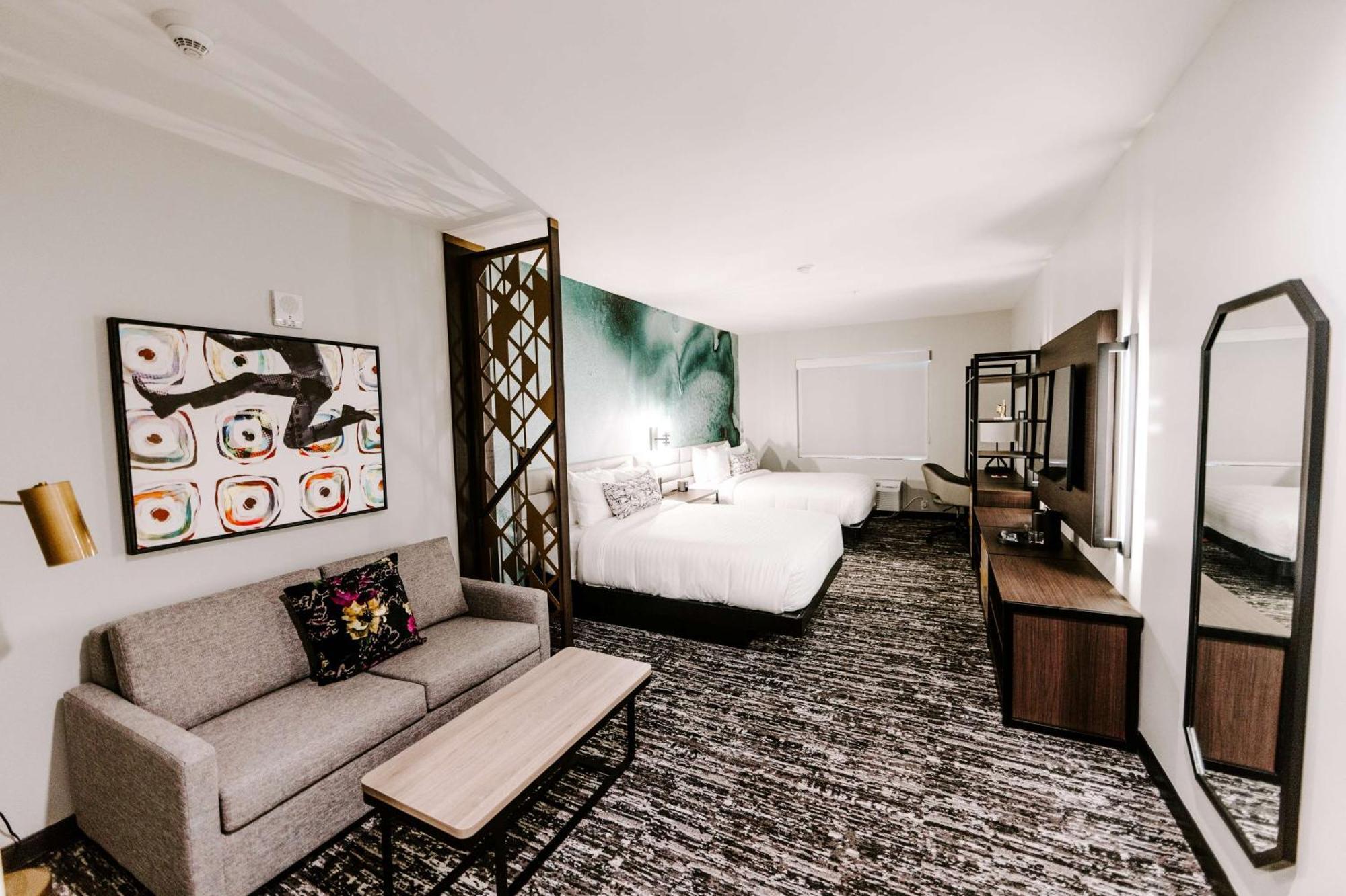 Hotel Aiden Riverwalk 3*
